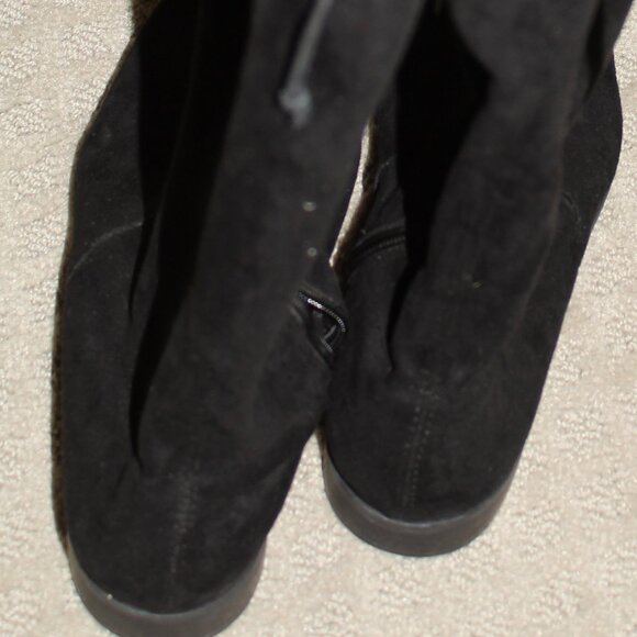 Gianni Bini Size 7.5M Black Knee High Faux Suede Fabric Boots - Picture 4 of 4